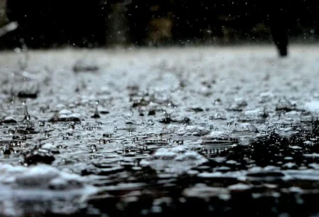 Rückstauversicherung nach starkem Regen Rückstau in der Elementarversicherung